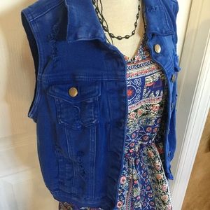 Love Culture Blue Distressed Jean Vest Size Medium